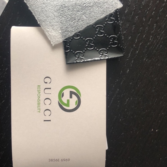 Gucci Guccissima Patent Leather Top Handle Bag - Picture 6 of 7